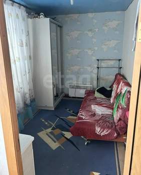 4-к квартира, вторичка, 61м2, 5/5 этаж