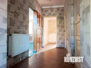 3-к квартира, вторичка, 65м2, 1/1 этаж