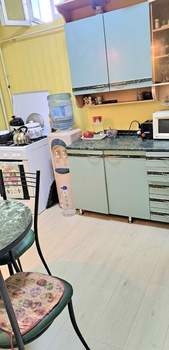 4-к квартира, вторичка, 72м2, 1/1 этаж