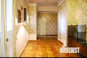4-к квартира, вторичка, 101м2, 4/4 этаж