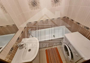 2-к квартира, вторичка, 49м2, 1/5 этаж