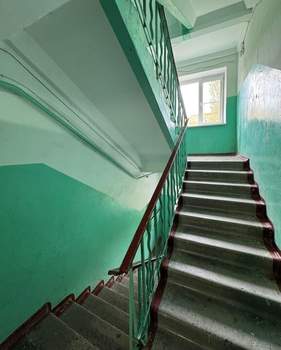 3-к квартира, вторичка, 58м2, 2/5 этаж