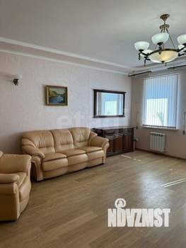 4-к квартира, вторичка, 128м2, 3/3 этаж