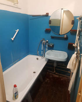 2-к квартира, вторичка, 45м2, 1/9 этаж