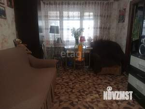 3-к квартира, вторичка, 55м2, 1/4 этаж