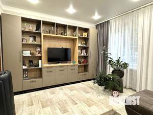 2-к квартира, вторичка, 52м2, 1/4 этаж