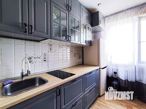 2-к квартира, вторичка, 61м2, 9/17 этаж