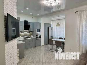 2-к квартира, вторичка, 65м2, 1/3 этаж