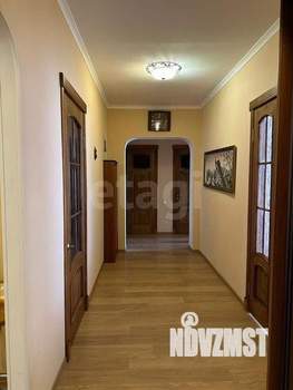 4-к квартира, вторичка, 128м2, 3/3 этаж