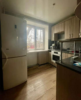 2-к квартира, вторичка, 43м2, 1/5 этаж