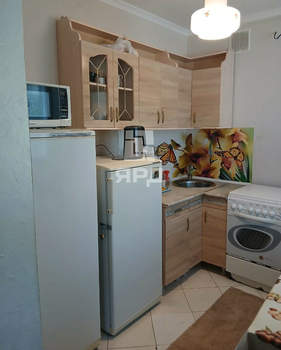 3-к квартира, вторичка, 60м2, 1/2 этаж