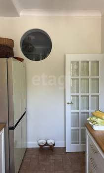 4-к квартира, вторичка, 90м2, 2/4 этаж