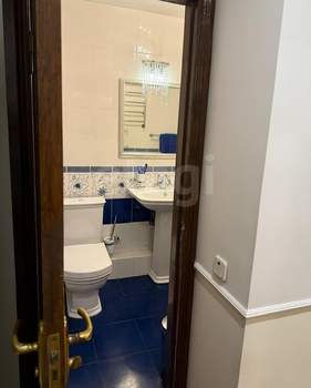 3-к квартира, вторичка, 63м2, 1/5 этаж