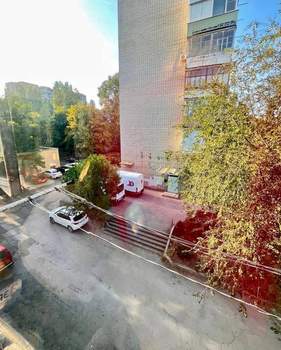 2-к квартира, вторичка, 35м2, 3/5 этаж