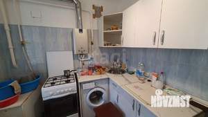 2-к квартира, вторичка, 44м2, 1/4 этаж