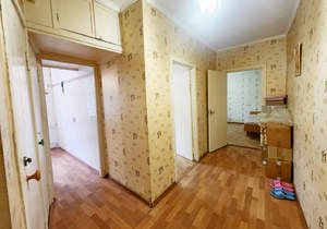 2-к квартира, вторичка, 45м2, 1/9 этаж