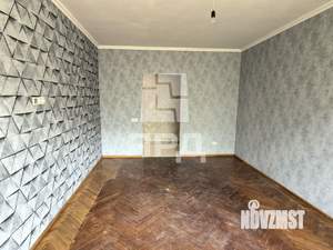 3-к квартира, вторичка, 58м2, 2/5 этаж