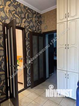 2-к квартира, вторичка, 82м2, 1/3 этаж