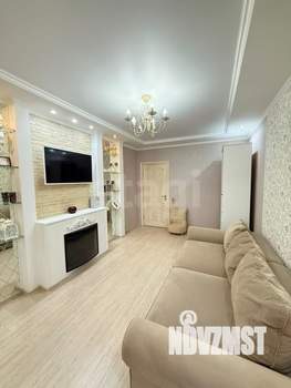 2-к квартира, вторичка, 64м2, 1/3 этаж