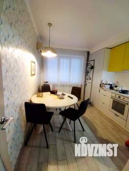 2-к квартира, вторичка, 56м2, 1/3 этаж