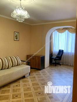 4-к квартира, вторичка, 140м2, 1/6 этаж