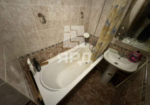 2-к квартира, вторичка, 46м2, 3/5 этаж