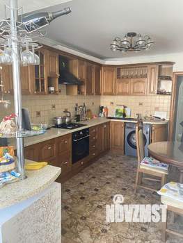 3-к квартира, вторичка, 72м2, 4/10 этаж