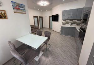 2-к квартира, вторичка, 65м2, 1/3 этаж