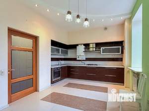 4-к квартира, вторичка, 146м2, 3/4 этаж