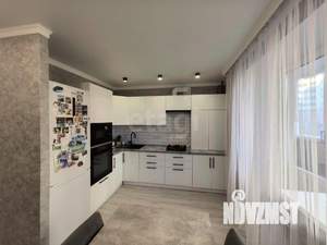 2-к квартира, вторичка, 57м2, 1/10 этаж