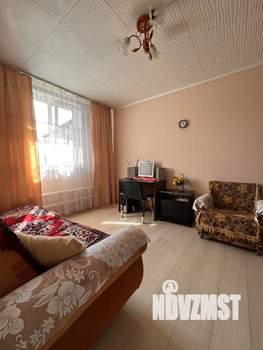3-к квартира, вторичка, 49м2, 1/1 этаж