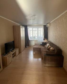 3-к квартира, вторичка, 58м2, 3/5 этаж