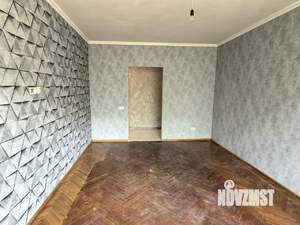 3-к квартира, вторичка, 58м2, 2/5 этаж