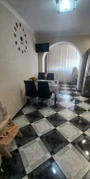 3-к квартира, вторичка, 94м2, 2/8 этаж