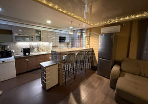 1-к квартира, вторичка, 62м2, 1/5 этаж