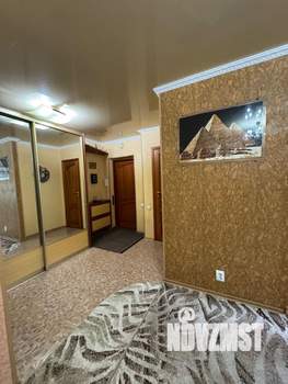 2-к квартира, вторичка, 64м2, 1/10 этаж