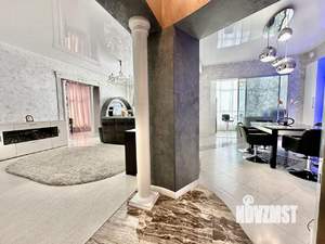 4-к квартира, вторичка, 136м2, 3/6 этаж