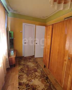 2-к квартира, вторичка, 40м2, 3/5 этаж