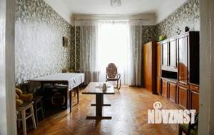 4-к квартира, вторичка, 101м2, 4/4 этаж