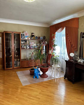 4-к квартира, вторичка, 111м2, 3/4 этаж