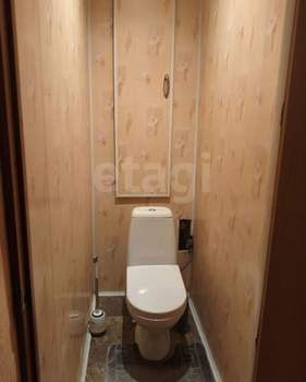 4-к квартира, вторичка, 61м2, 3/5 этаж