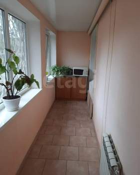 2-к квартира, вторичка, 40м2, 1/5 этаж