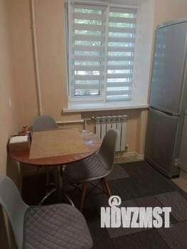 2-к квартира, вторичка, 43м2, 1/5 этаж
