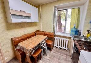 2-к квартира, вторичка, 45м2, 1/5 этаж