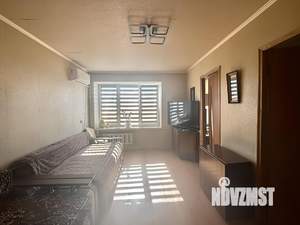 4-к квартира, вторичка, 61м2, 3/5 этаж
