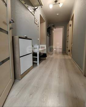 2-к квартира, вторичка, 57м2, 1/10 этаж