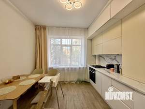 3-к квартира, вторичка, 96м2, 1/3 этаж