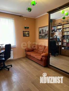 4-к квартира, вторичка, 128м2, 3/3 этаж