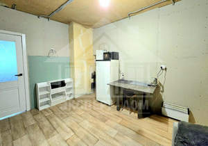 2-к квартира, вторичка, 23м2, 1/1 этаж