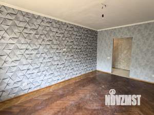 3-к квартира, вторичка, 58м2, 2/5 этаж